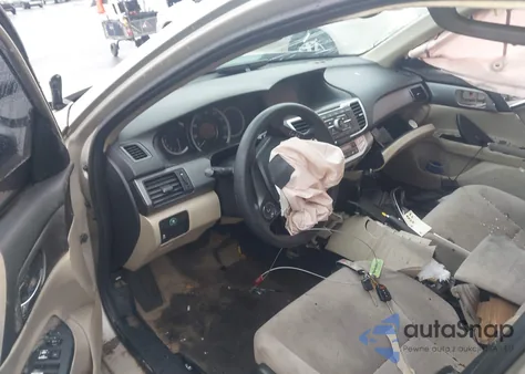 2013 Honda Accord Lx z USA, uszkodzony, nr VIN 1HGCR2F39DA279160